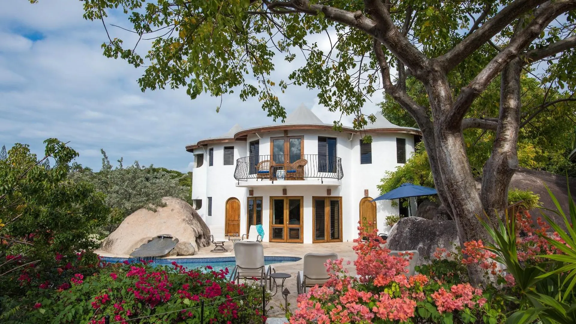 On The Rocks Villa Spanish Town