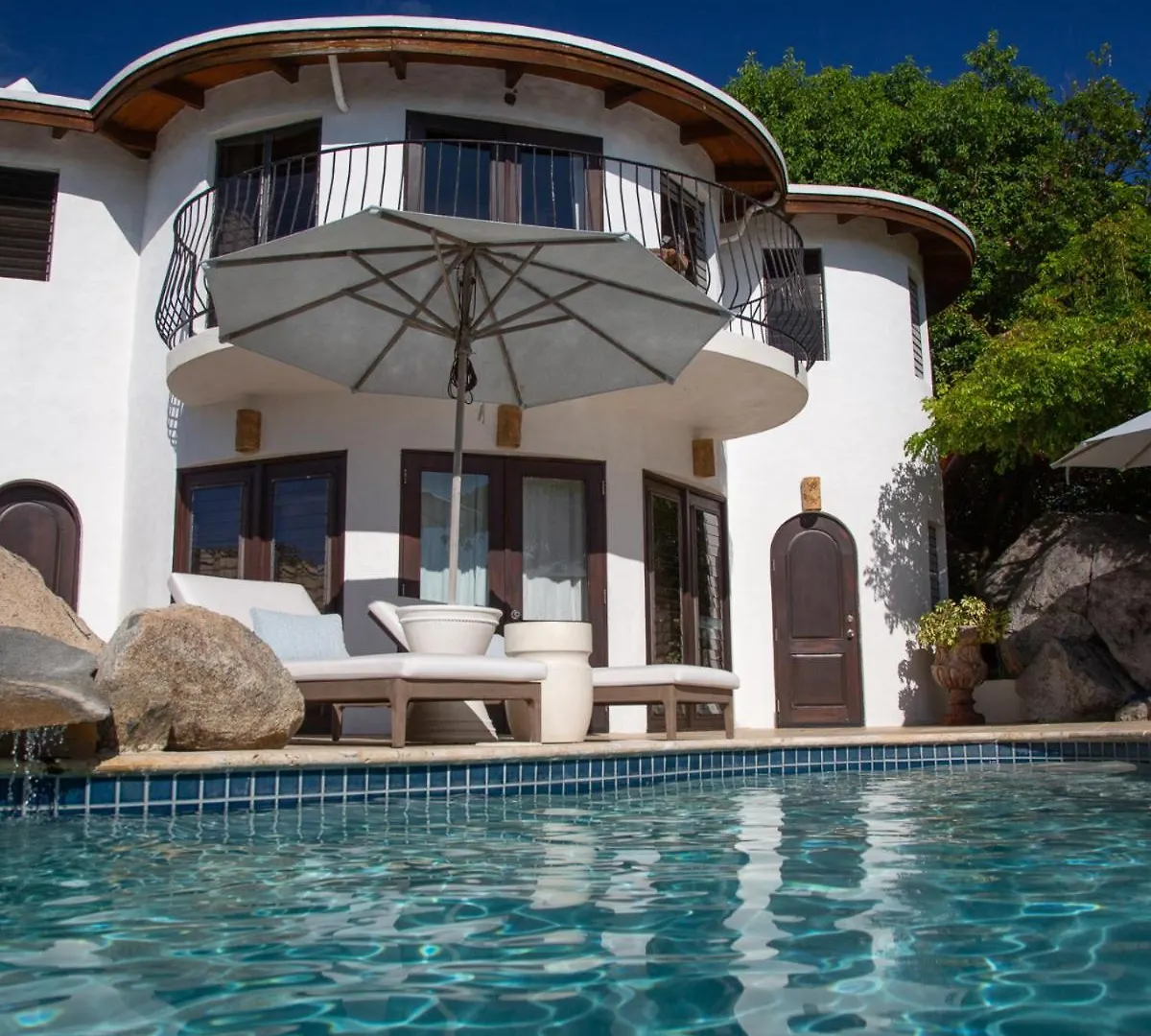 On The Rocks Villa Spanish Town